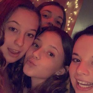 Meet your Posher, Etta